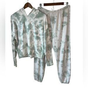 Aerie Green Tie-Dye Sweatpants